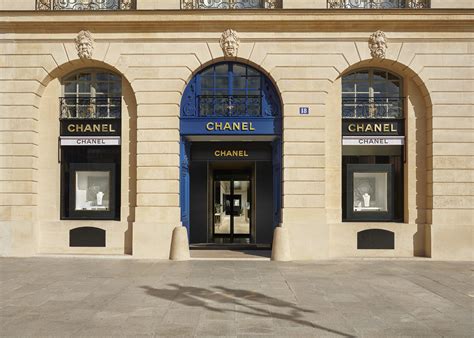 does chanel go on sale in paris|chanel store locations in paris.